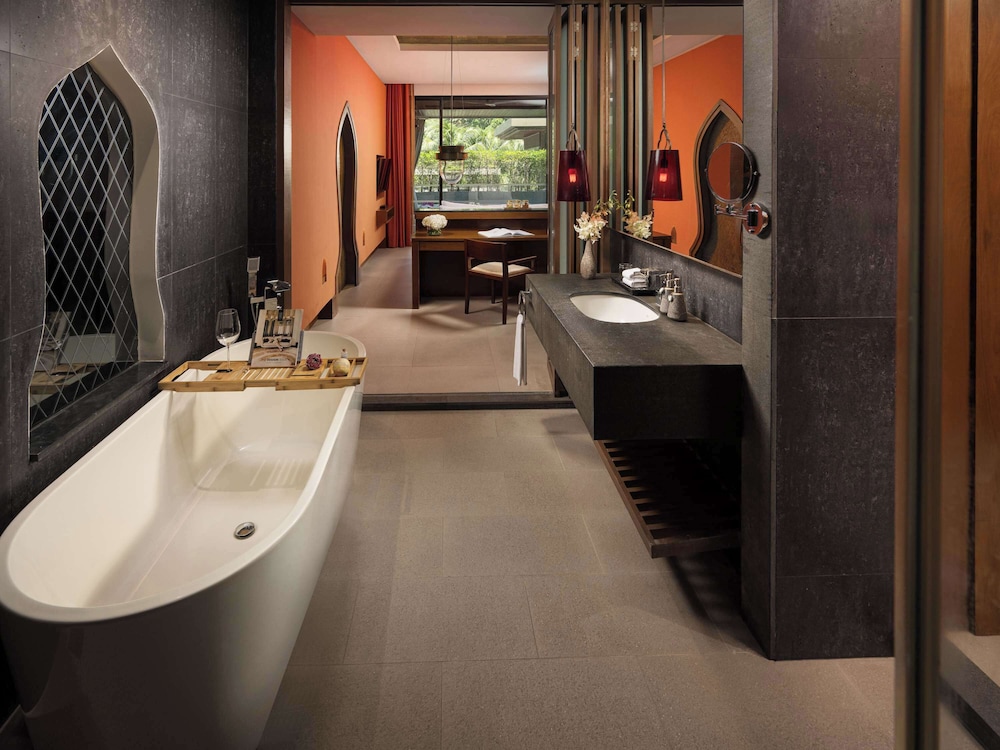 Avista Hideaway Phuket Patong - MGallery 2