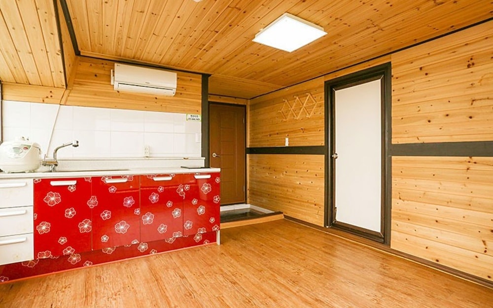 Muan Punggyeong Pension view 3
