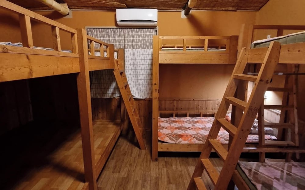 Jeju Ilchul Eondeok Sinsan Guest House view 5
