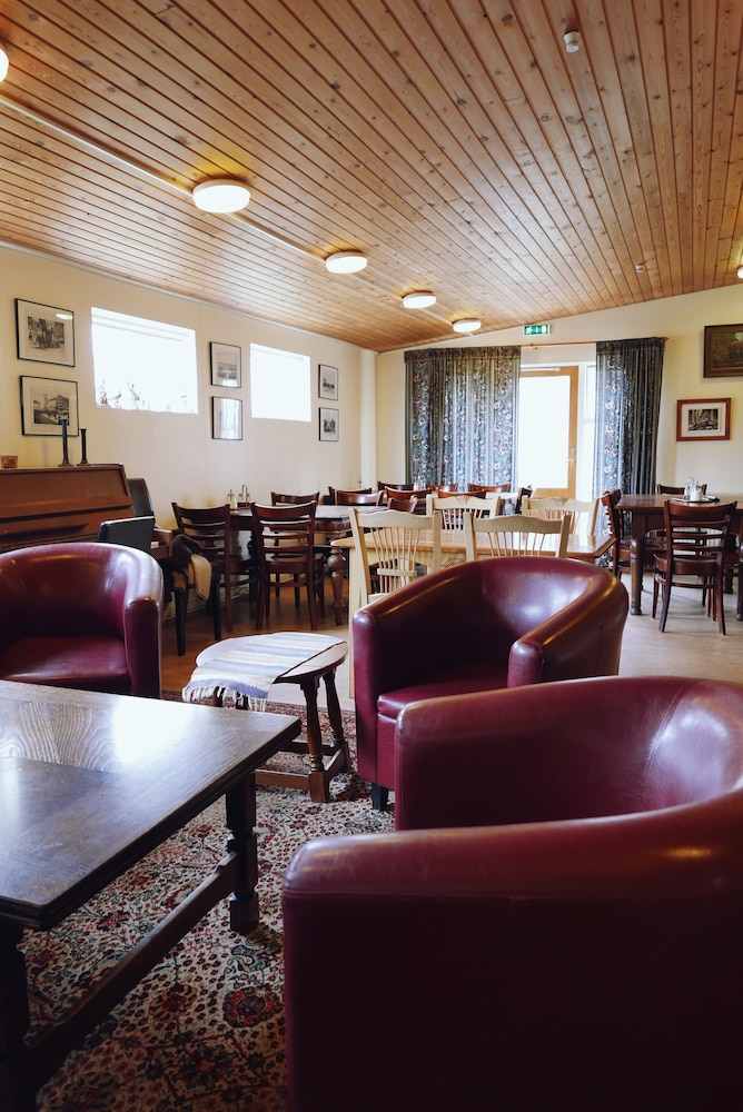 Hotel Hjarðarból