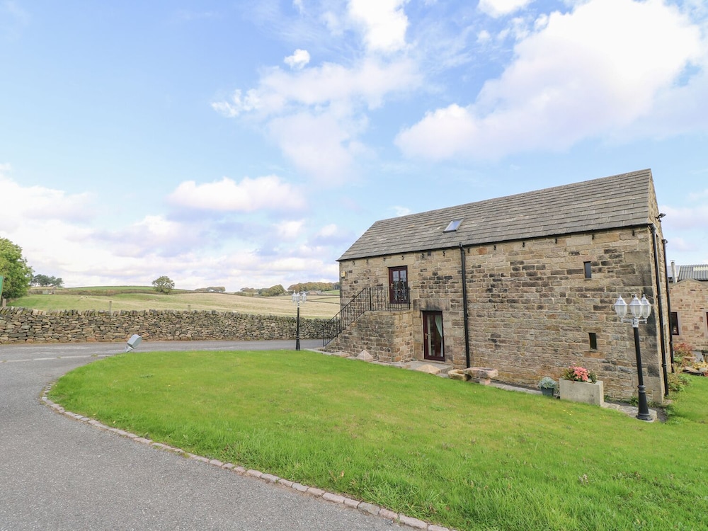 Chesterfield Vacations - Riber View Barn - Property Image 10