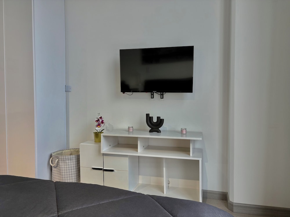 4991 Loft by Wellcome