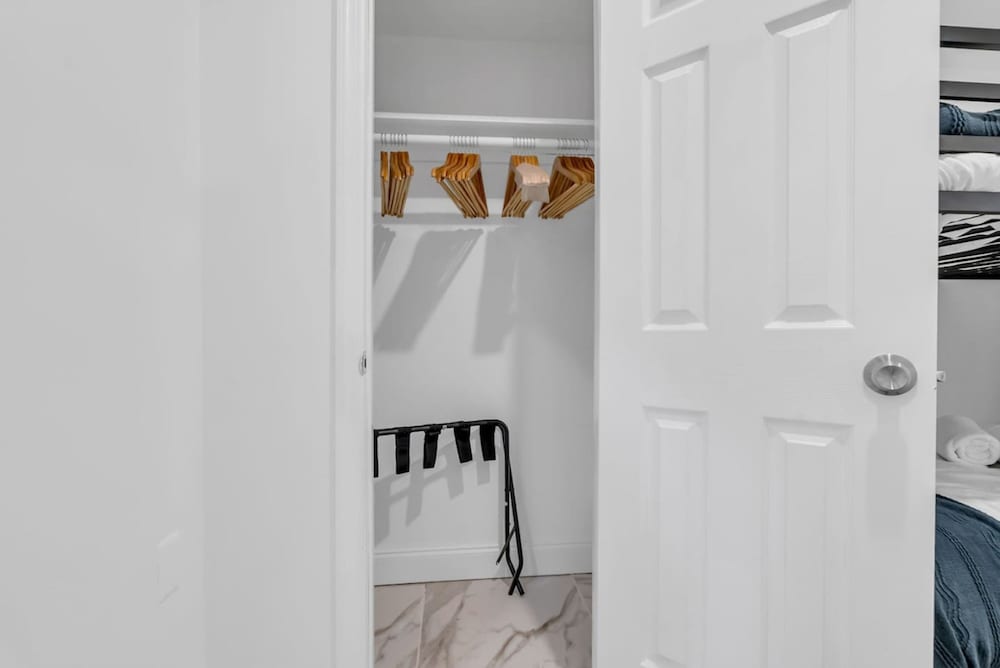Budget-friendly Apt Near NYC Newark Airport Wifi