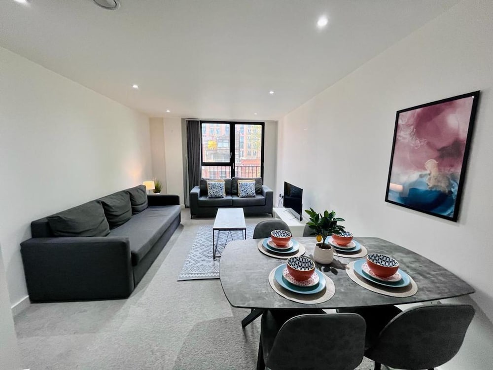 Stunning City Centre Apartment - Sleeps 4 photo 2