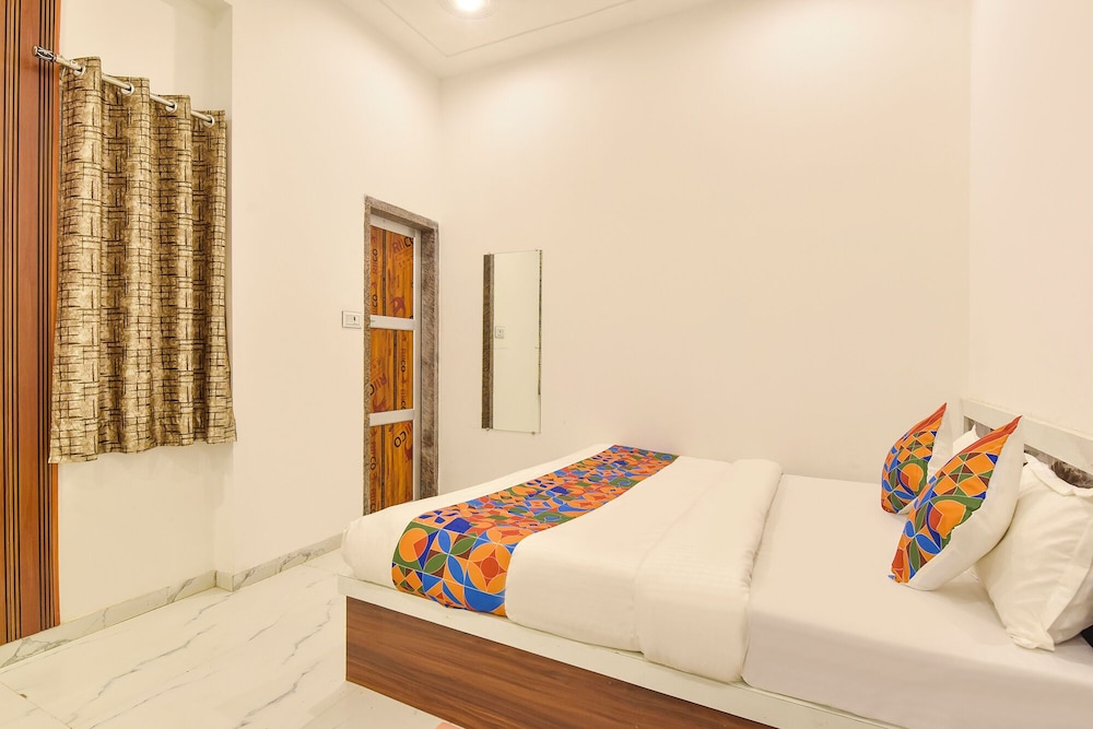 FabHotel Shree Radhey Shyam Palace