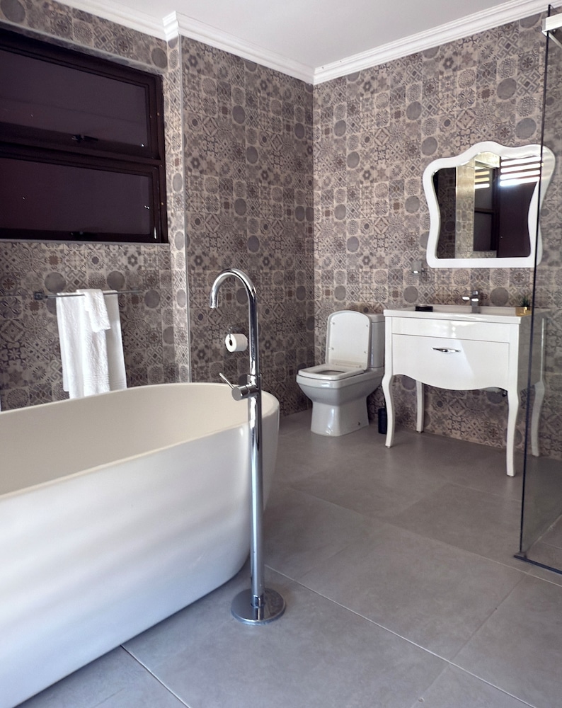 Escapade Lux Guesthouse
