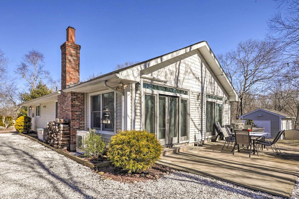 Westerly Vacation Home: Town Beach Access