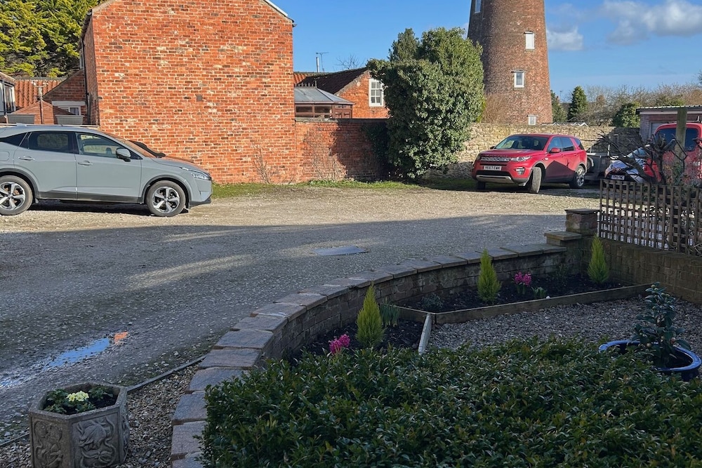 2 Bedroom Cottage Free Private Parking Fire Place