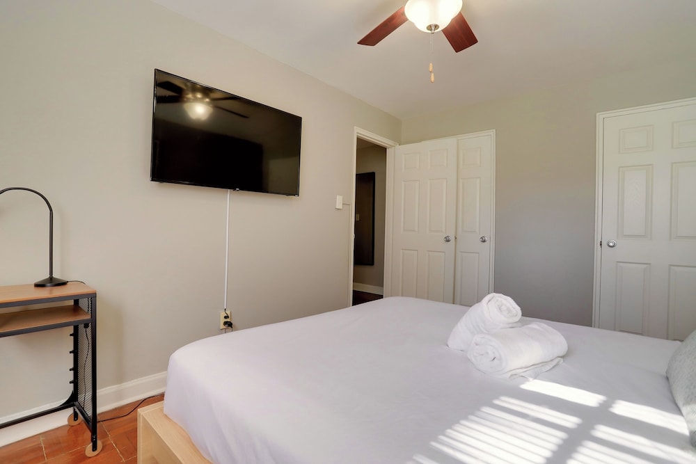 Stylish Corporate Stay in Alexandria