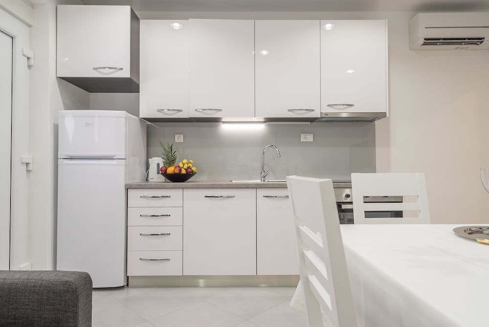 Drop In Split Suites photo 2