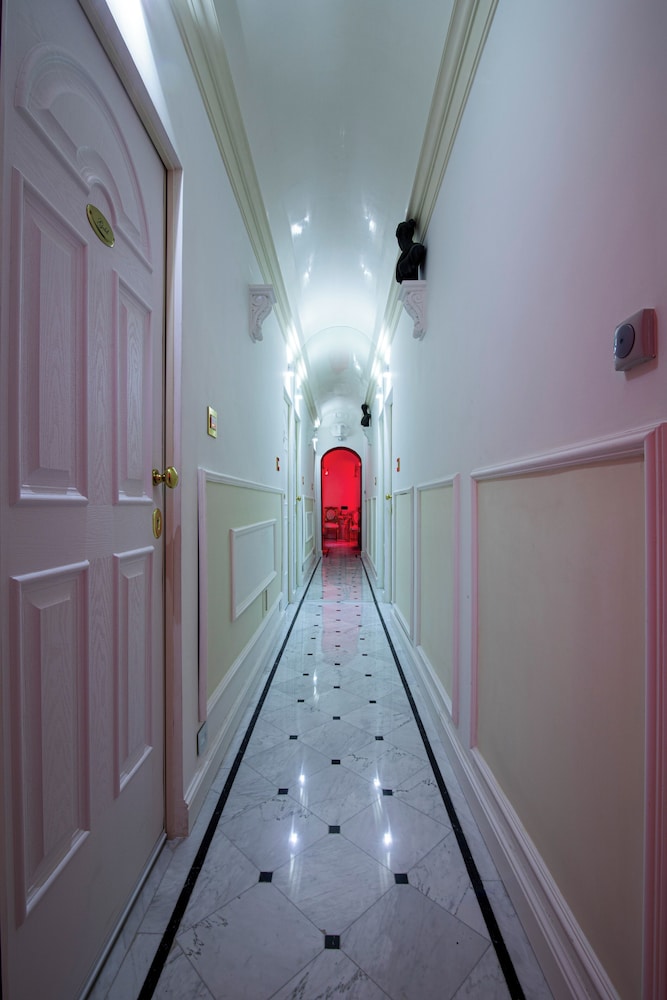 guest house eros suite