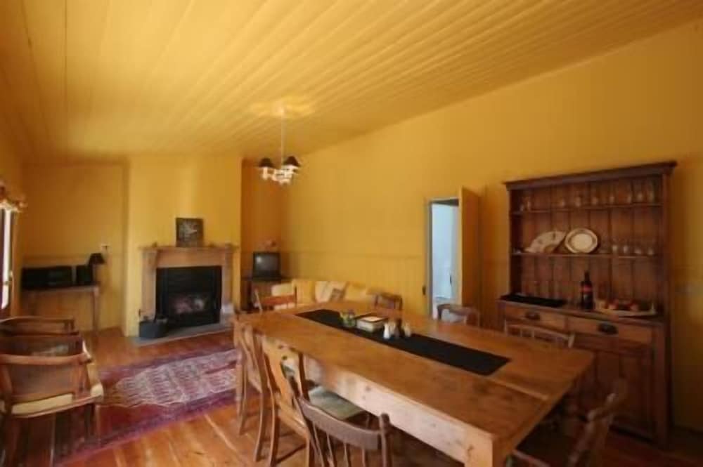 Corinella Country House