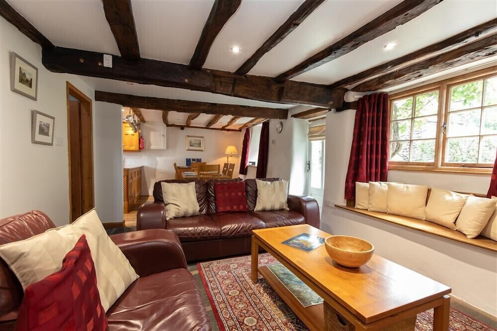 Lowfold Cottage