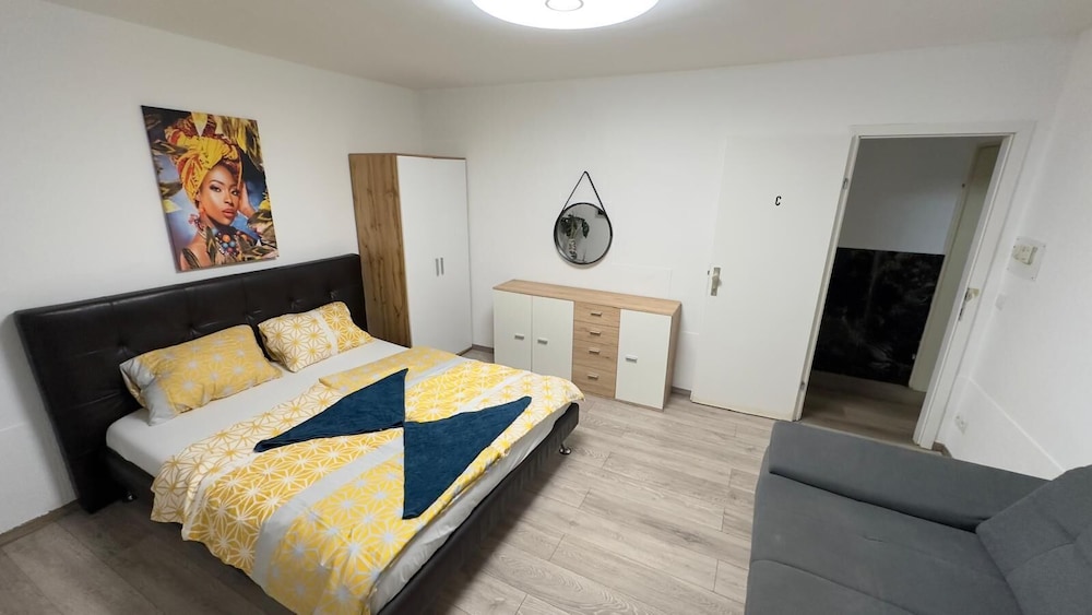 Luxury Garden Villa Sleeps 16 Guests