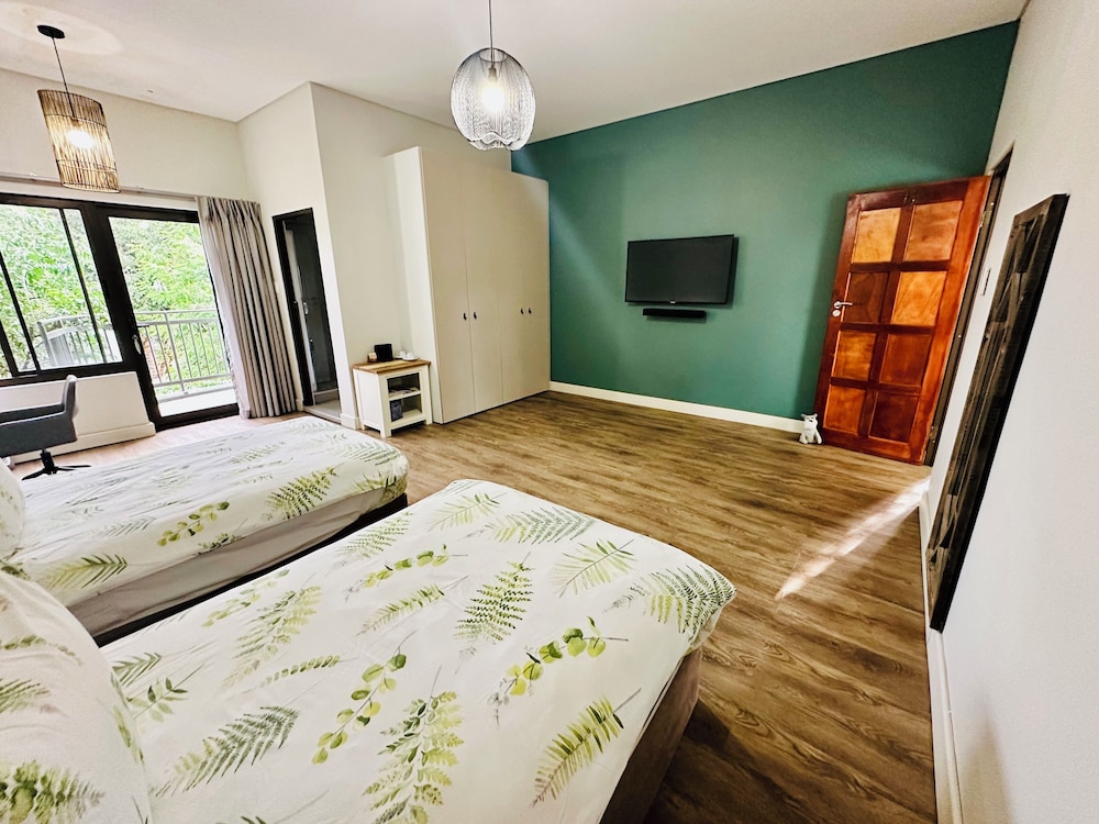 Little Forest Garden Retreat Guesthouse view 5