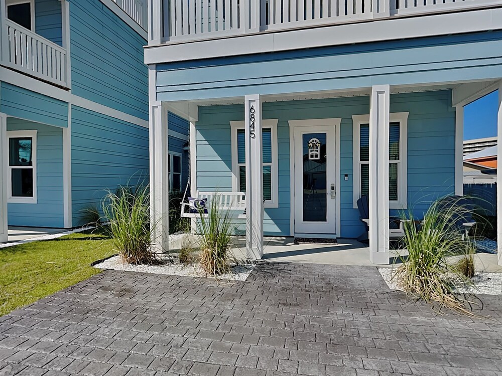 The Blue Pearls by Resort Collection in Panama City Beach, US
