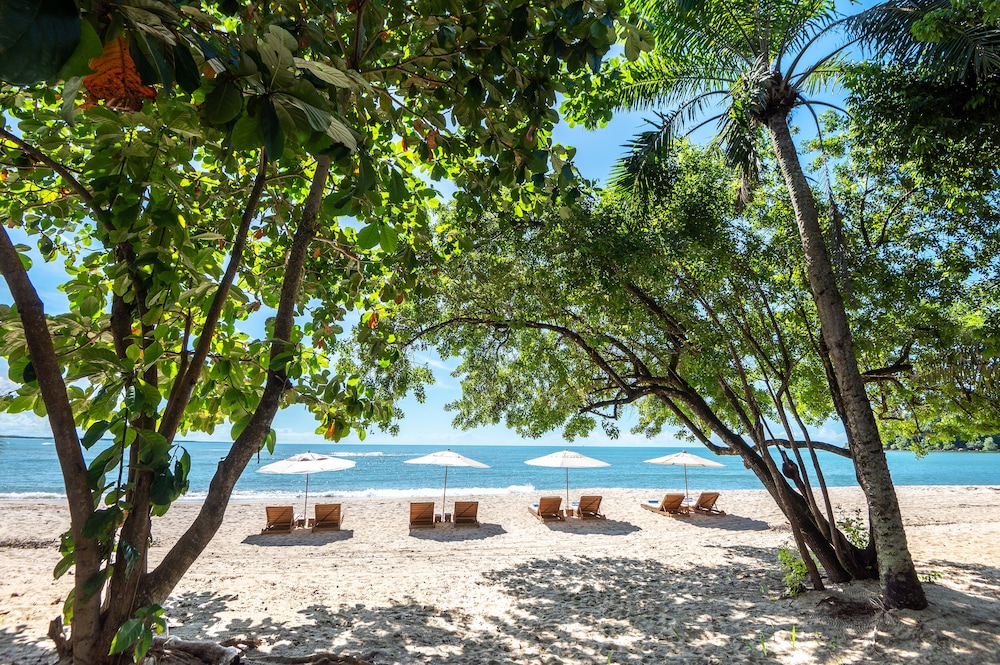 Colibri Beach Villas