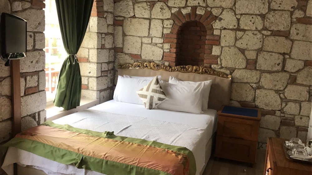 Kerme Ottoman Alacati - Image 23