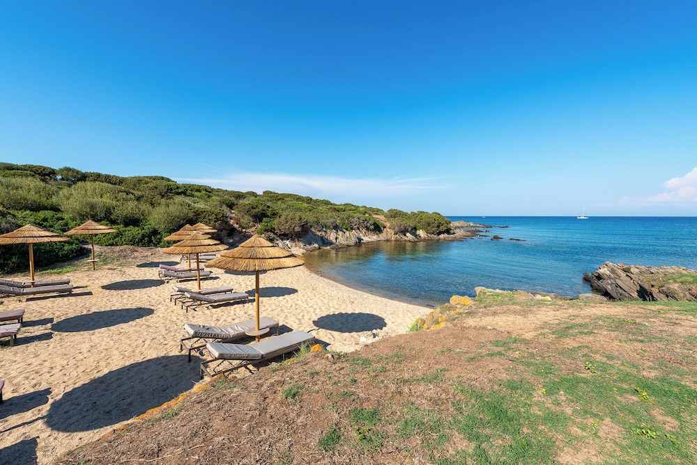 Cala Lupo Resort photo 2