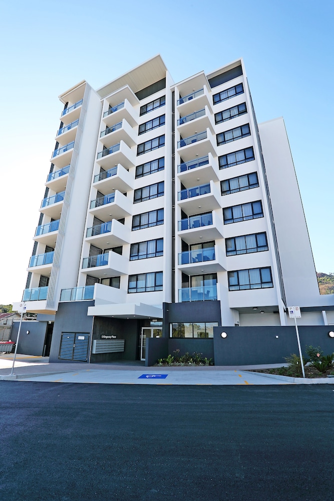 Hotel Q Resorts Paddington - Image 1