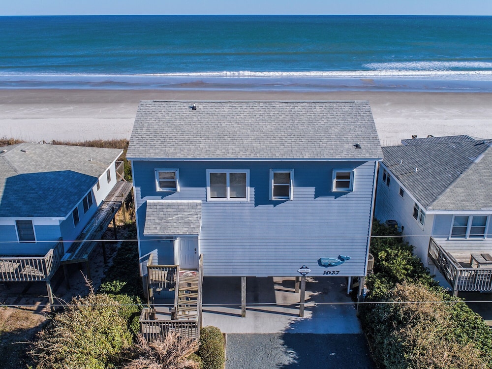 Sweet Surrender by Topsail Realty
