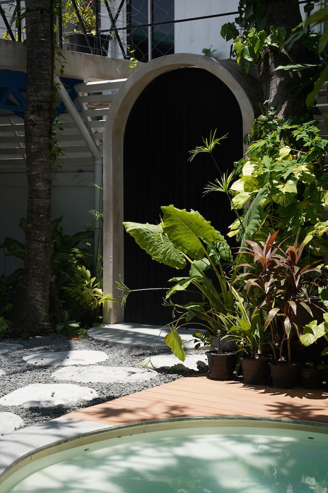 Zinnia Villa