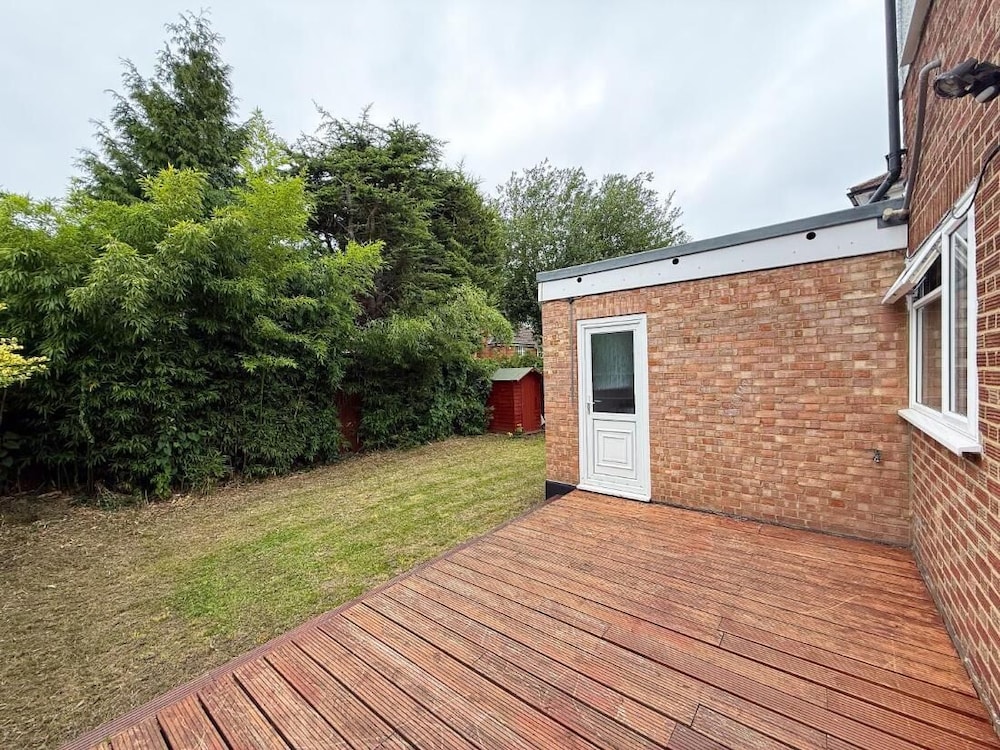 Bassetts House - Mins to Central London