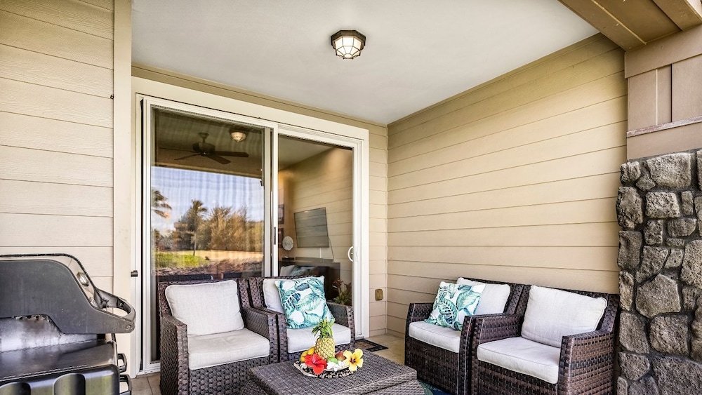 Waikoloa Golf Discount Views of Ocean & Golf Course Outdoor Seating - Vrkcv