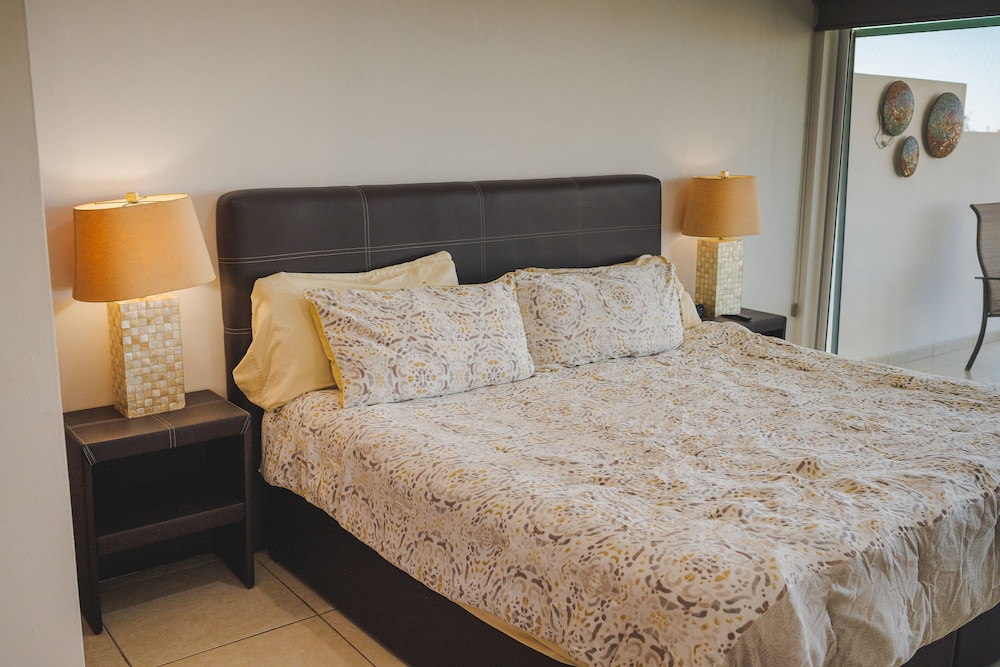 Costa Veleros Apartments view 2