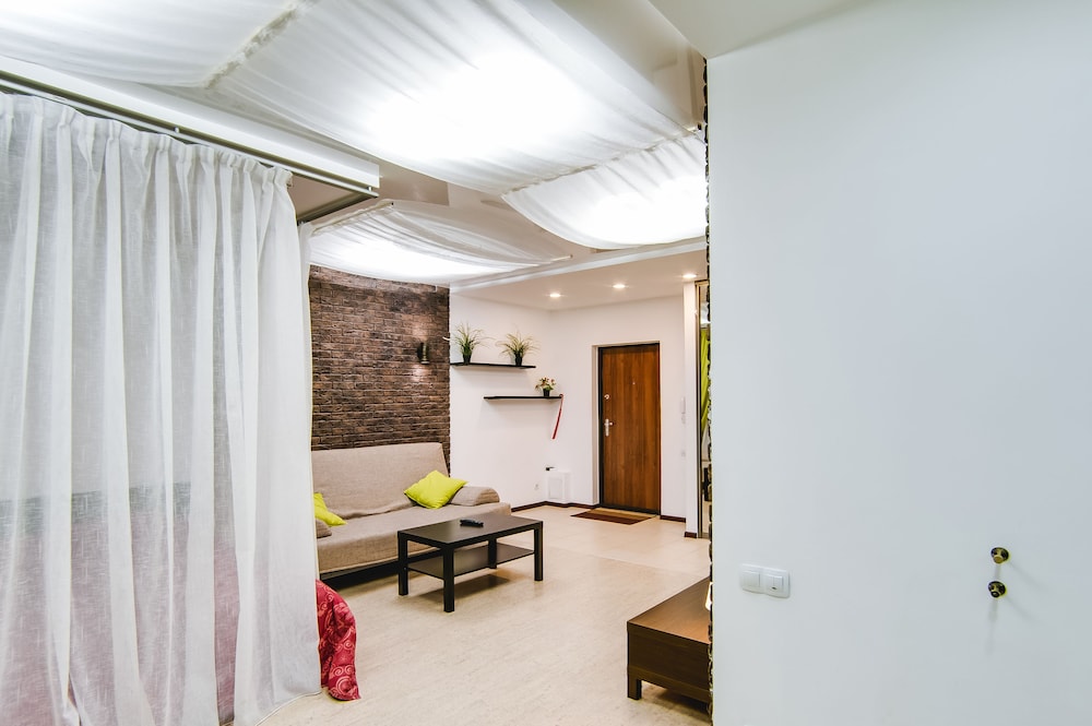 Aura Apartments