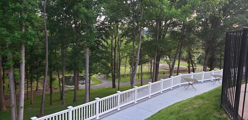 Leesburg Vacations - The Manor at Courtland Farm - Property Image 87