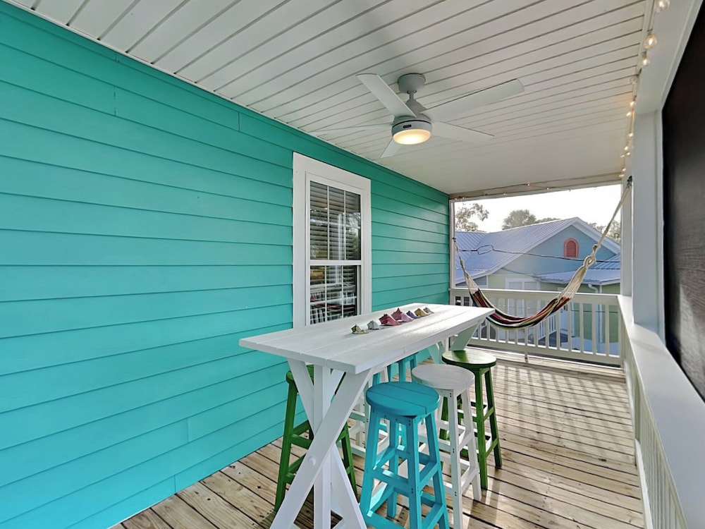 Back River Bungalow by Tybee Vacation Rentals