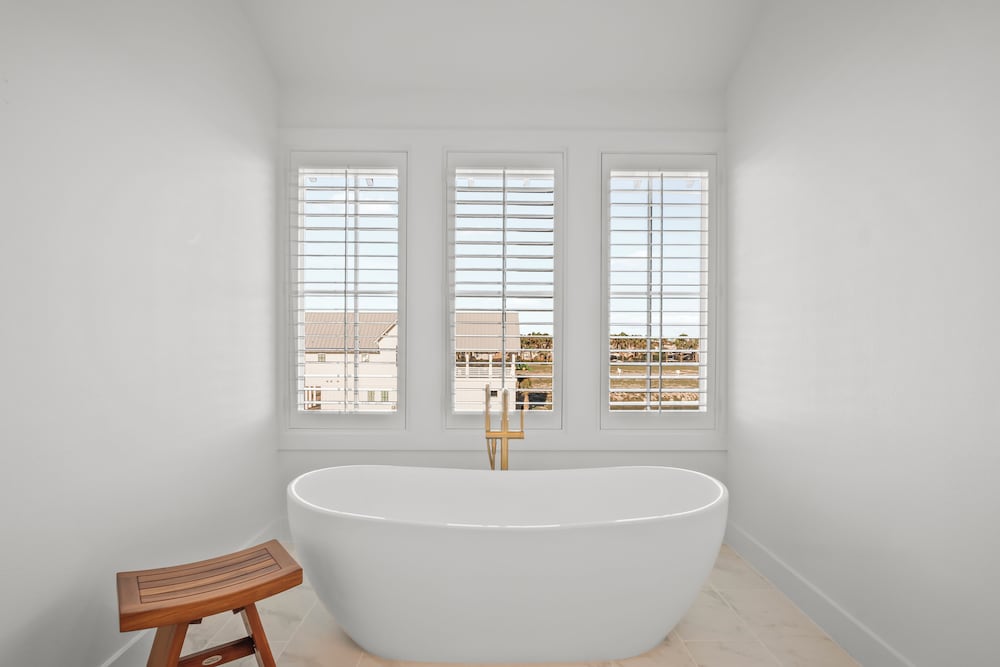Coastal Breeze 126 SEA