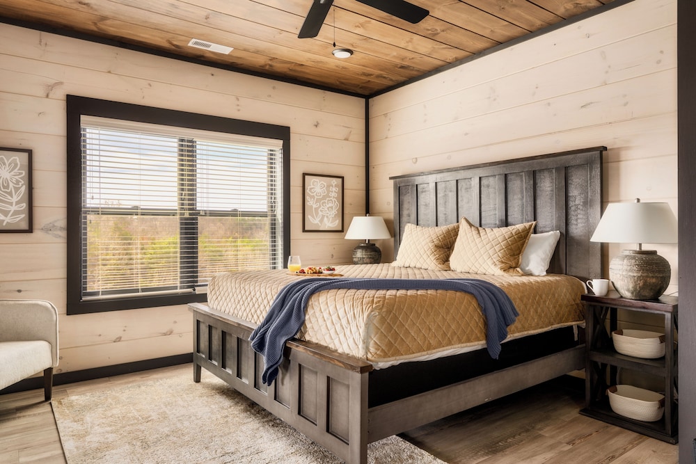 Pigeon Forge Large Cabins