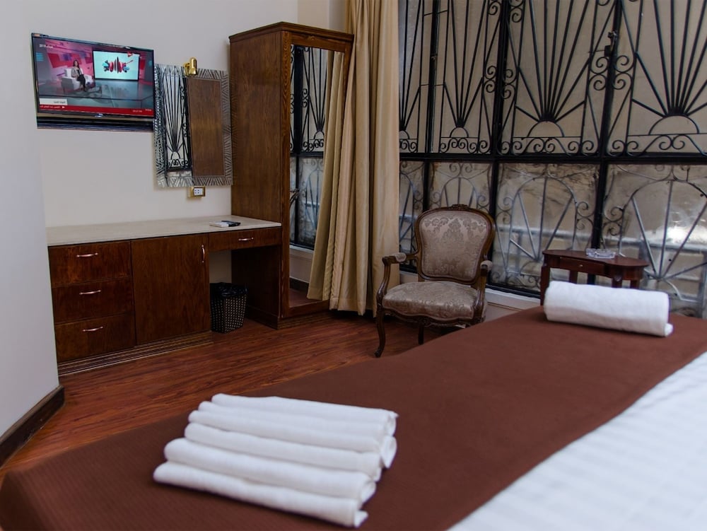 Royal Apartments in Cairo Down town
