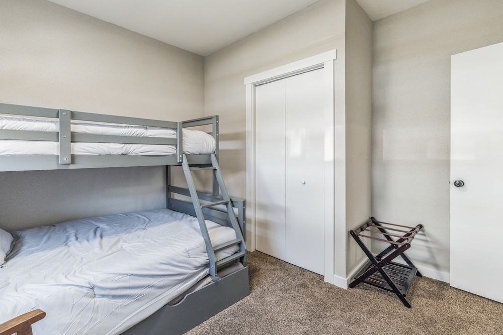 Pendleton Vacations - Next Door To Roundup  Town! 3 Bedroom Residence by RedAwning - Property Image 22