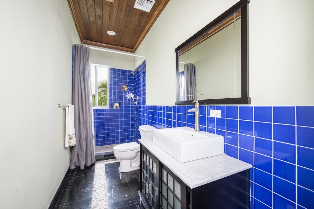Palisades House 4 Bedroom Home - Property Image 31