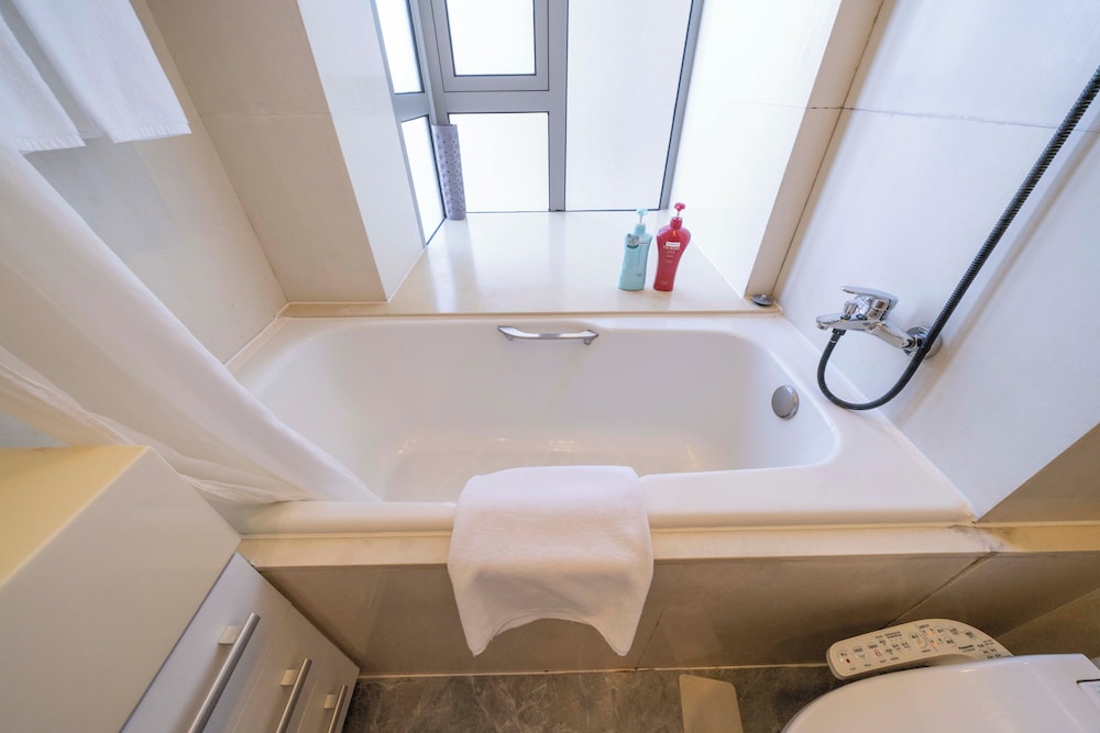 Tyms Bright 2BR 1BA Apt Yongxin Century