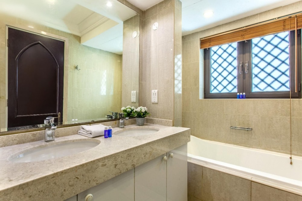 Traditional Meets Modern in Downtown