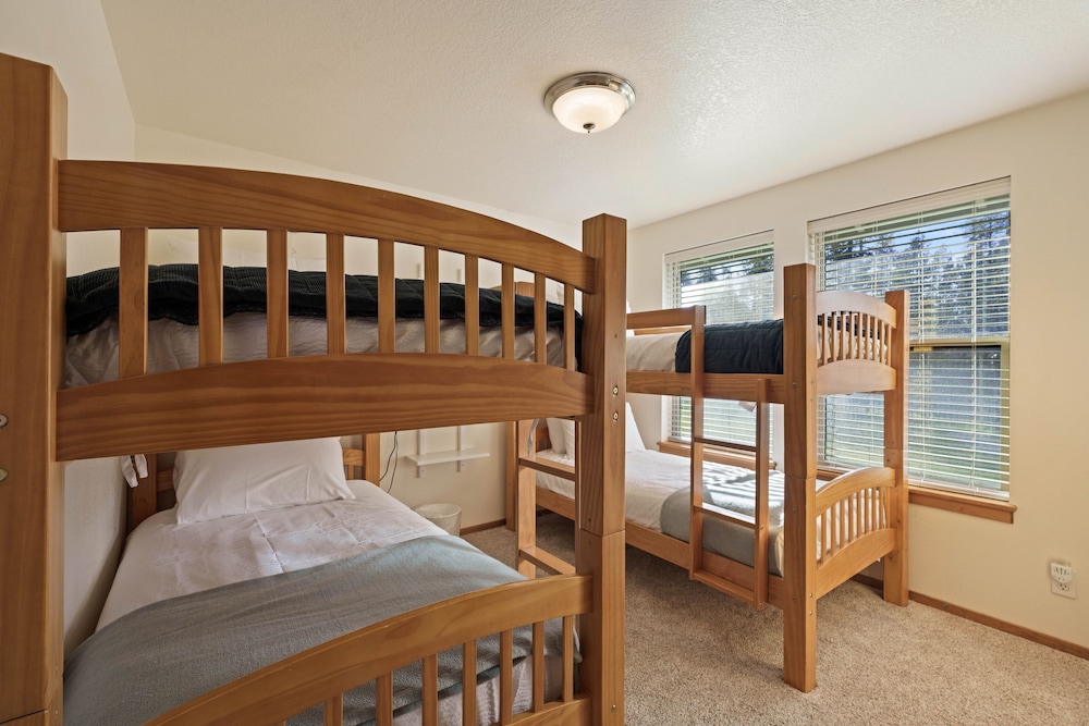 Fairway Village 8 3 Bedroom Condo