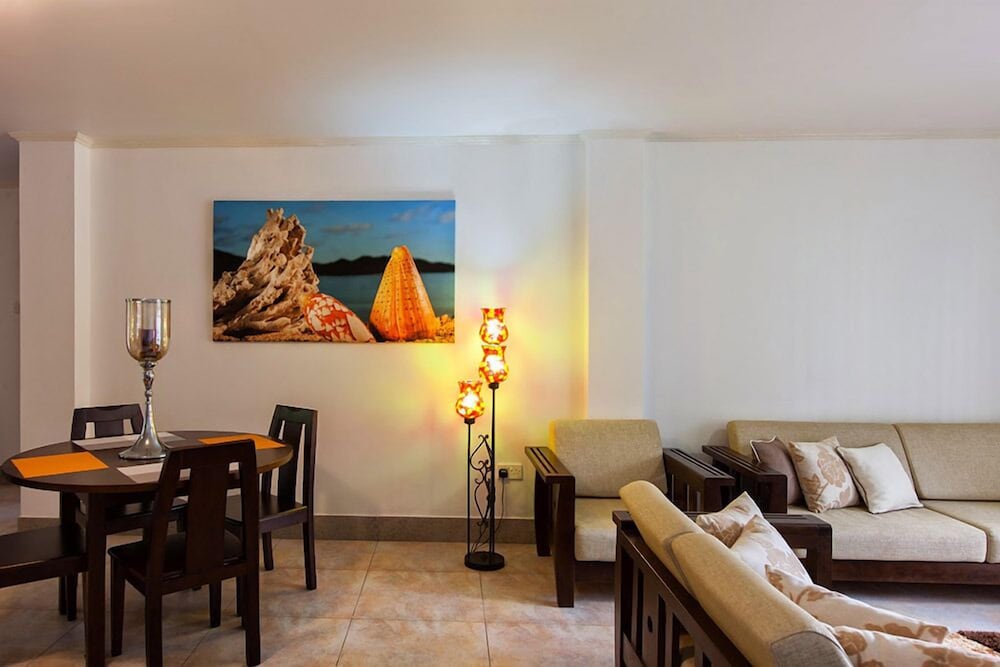 Praslin Holiday Home