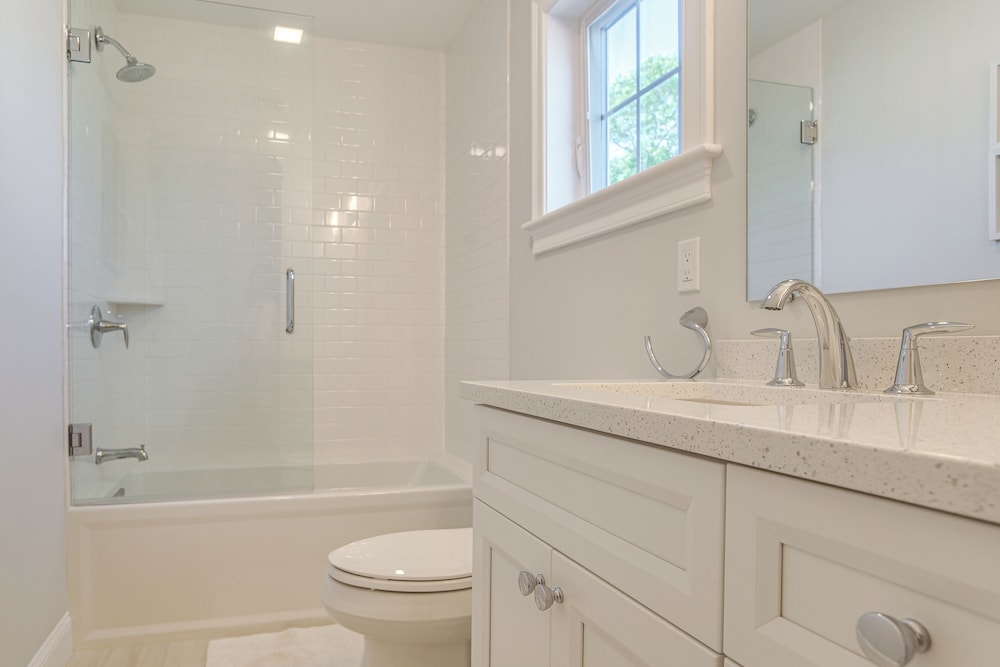 2 Mi to Public Beach Access! Cape Cod Family Home