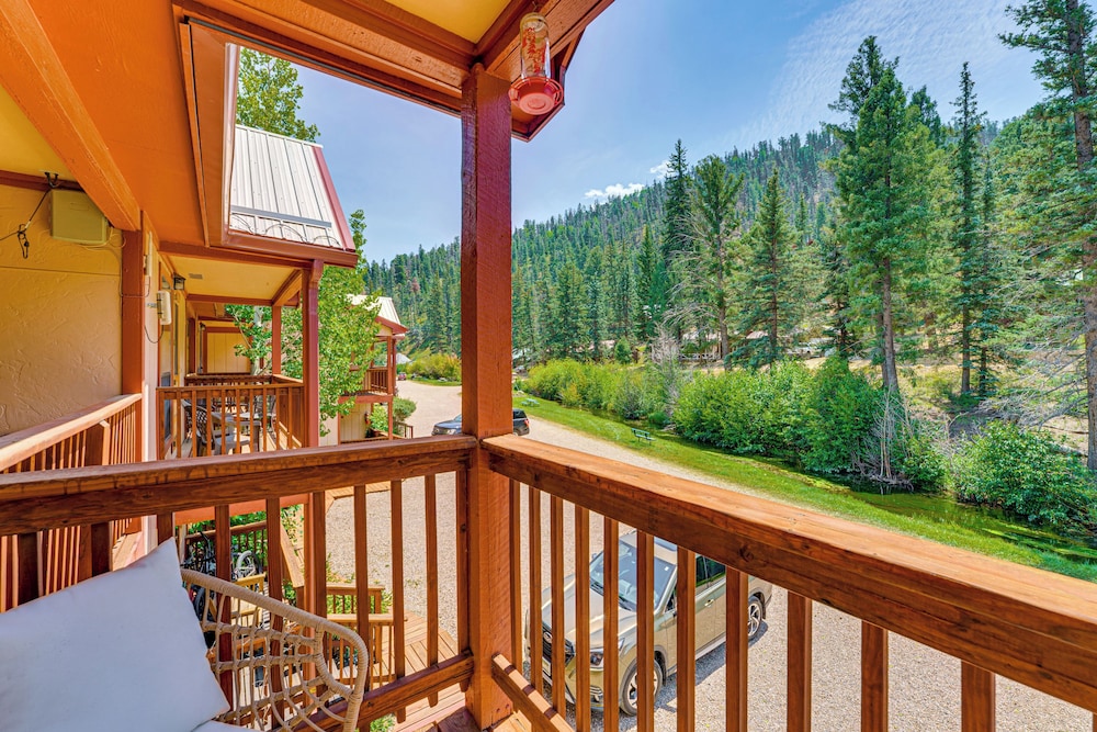 Bike, Hike & Ski: Creek-view Condo in Red River!