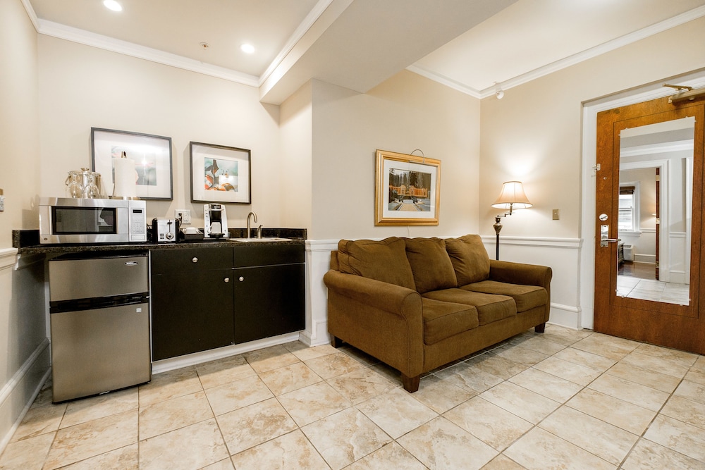 Hotel 340 - Property Image 15