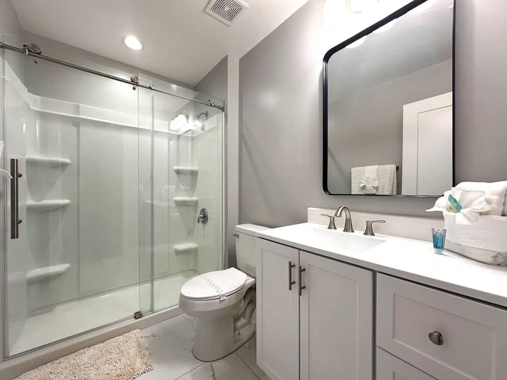 Luxury Villa Near Disney 6 Bd Home With Private Pool and Resort