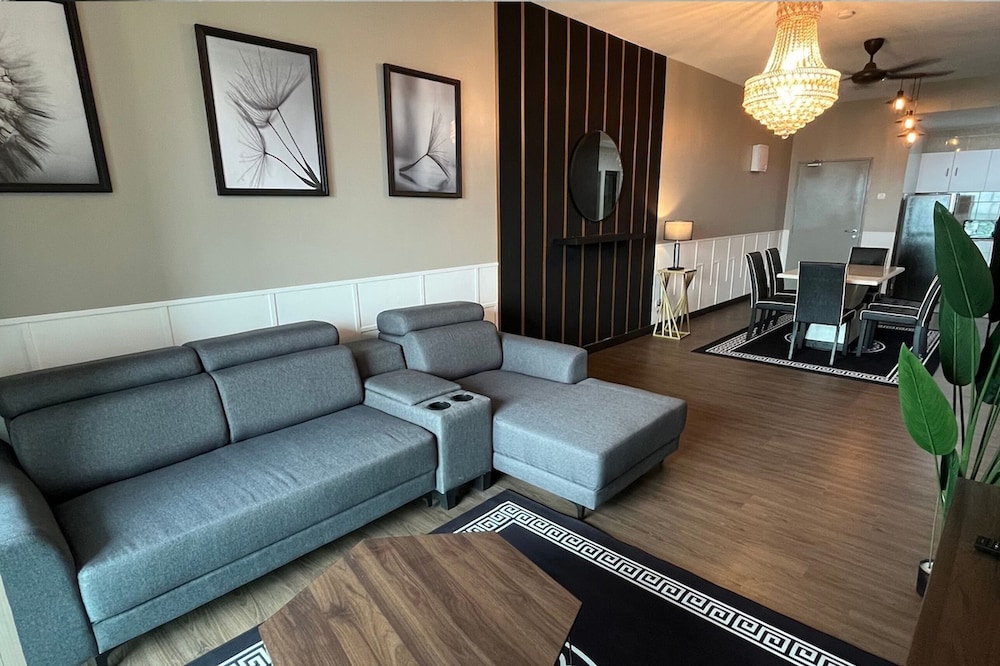 Vista Bangi Serviced Apartments by The River