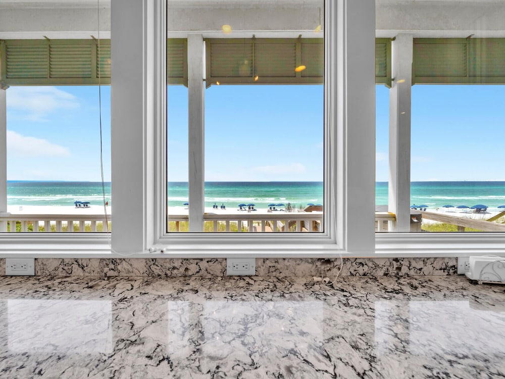 4BR Beachfront Home With Hot tub & Private Beach Access!