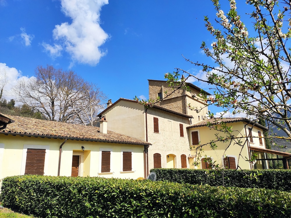 Appartamenti Santa Croce view 3