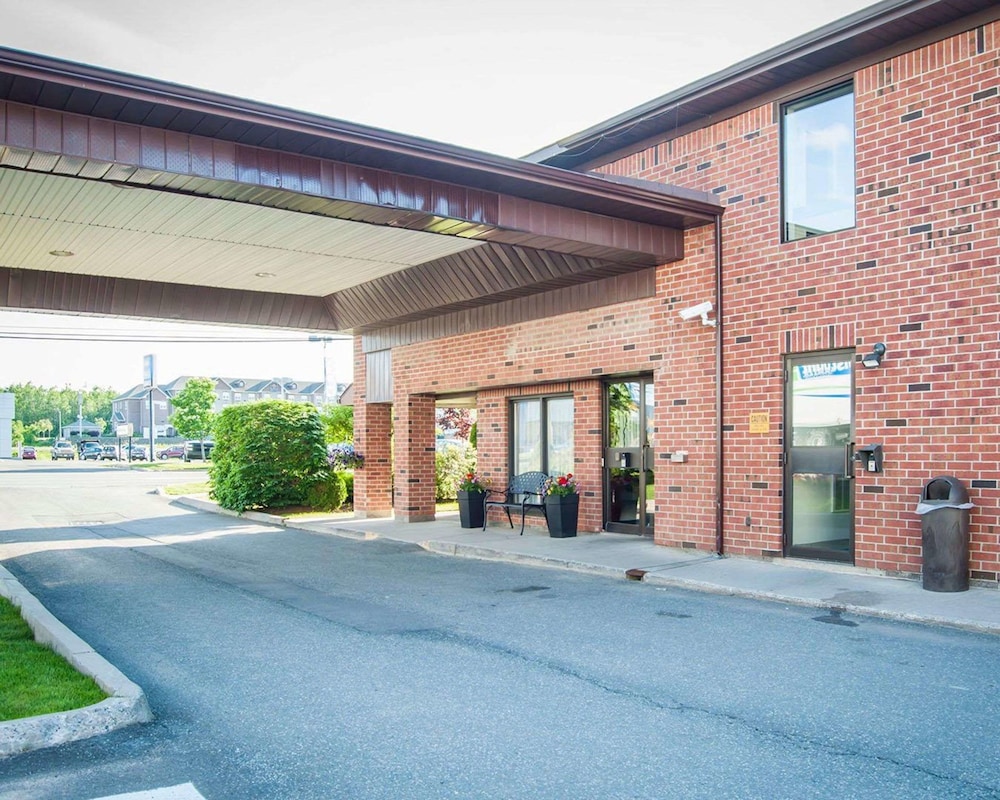 Fredericton Vacations - Comfort Inn - Property Image 25