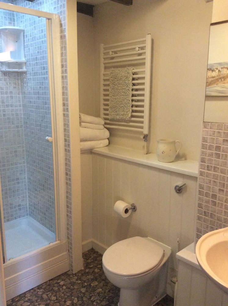 Manor Guest House